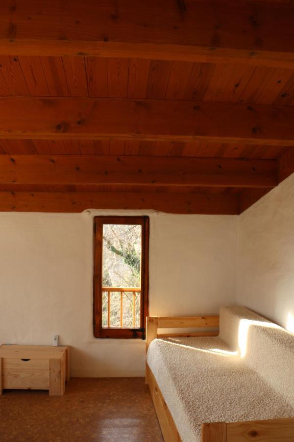 Casa Ecologica En Plena Naturaleza Arboli Exterior foto